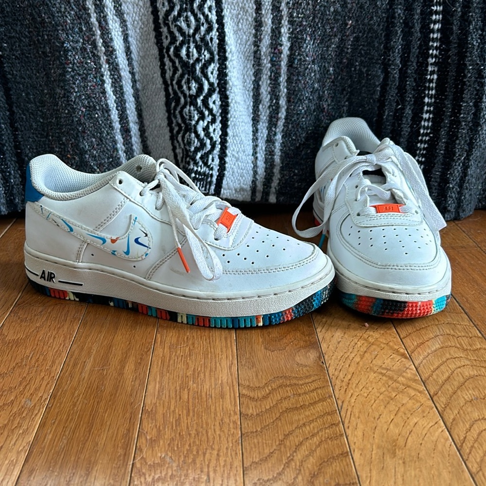 2021 Air Force 1 LV8 GS 'Swoosh Pack' youth shoes size 5Y